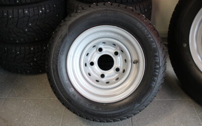 195/55 R10″C Kitkarengas peltivanteella 5×112